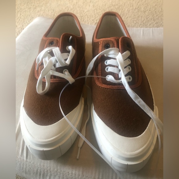 Brand New, Good News Softball Low 2 Sneakers from London, size 9.0/ 42UK - Picture 1 of 6